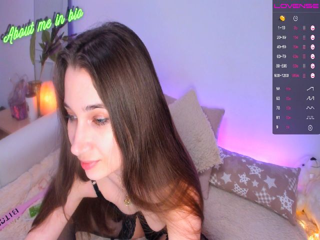 Live sex webcam photo for joi4you #270910989