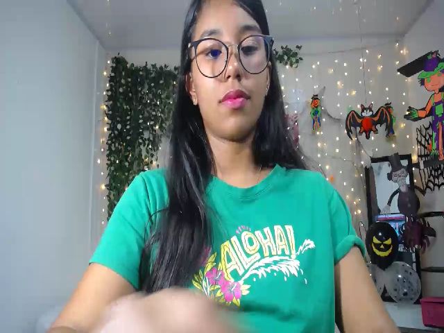 Live sex webcam photo for JOLIE_ABALO #270900941