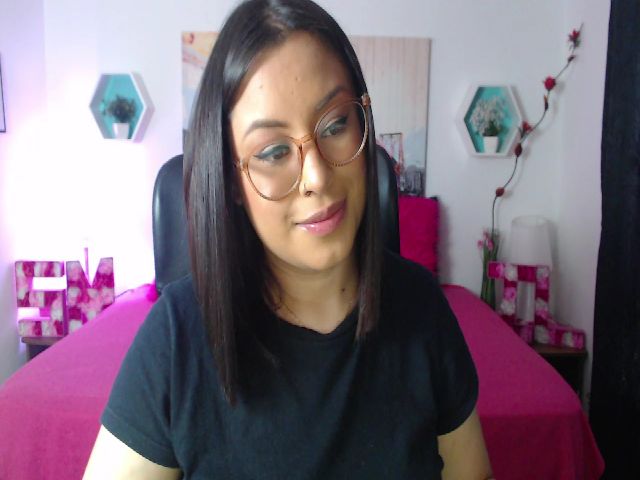 Live sex webcam photo for Sexualmilena #270908689