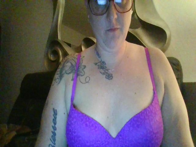 Live sex webcam photo for MISBBWQUEEN #270898550
