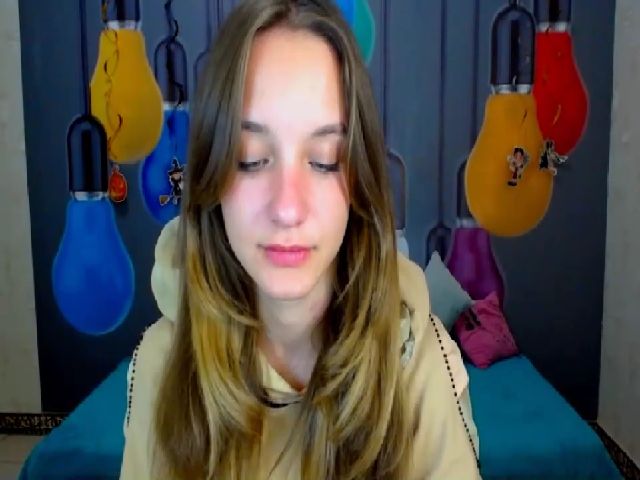Live sex webcam photo for Tessa_Hot #270907889