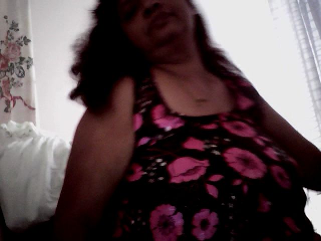 Live sex webcam photo for Indianbarbie3 #270905845