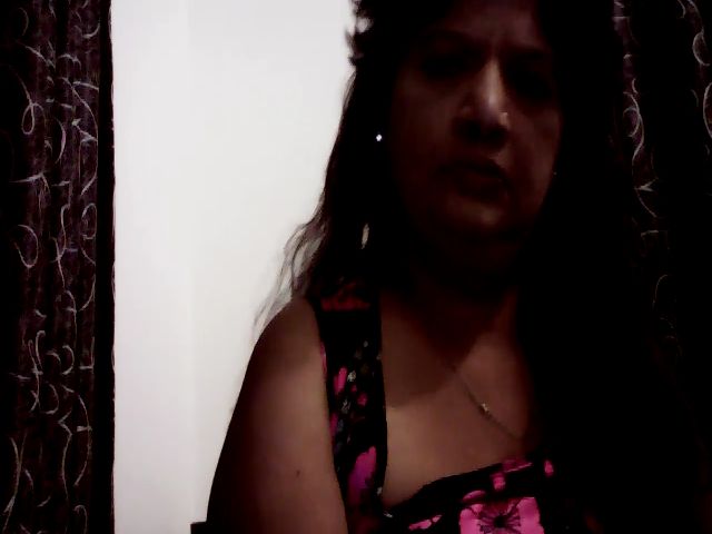 Live sex webcam photo for Indianbarbie3 #270907243