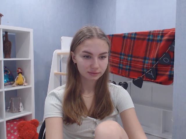 Live sex webcam photo for KatrinNovak #270898971