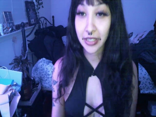 Live sex webcam photo for hazy666 #270899043