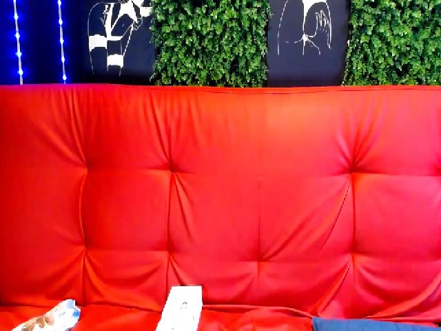 Live sex webcam photo for EbonyDivaX #270904743