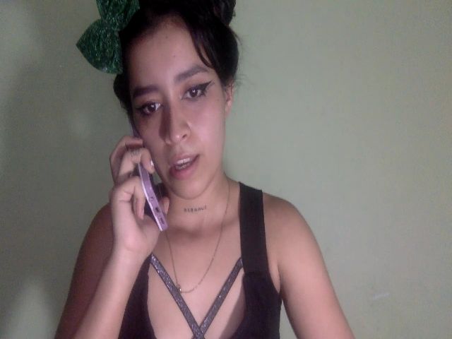 Live sex webcam photo for tinquerbell69 #270910913