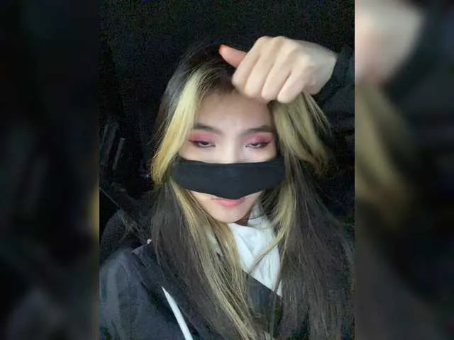 Live sex webcam photo for Zavladi #270896824