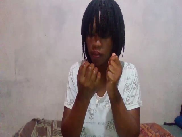 Live sex webcam photo for Blqdiamond #270907911