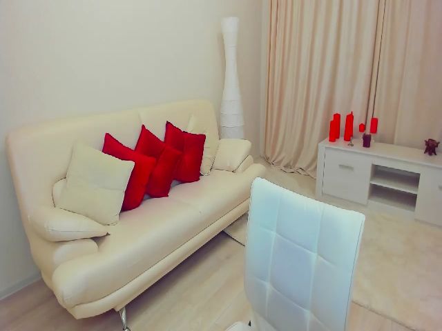 Live sex webcam photo for SunInEyess #270898756