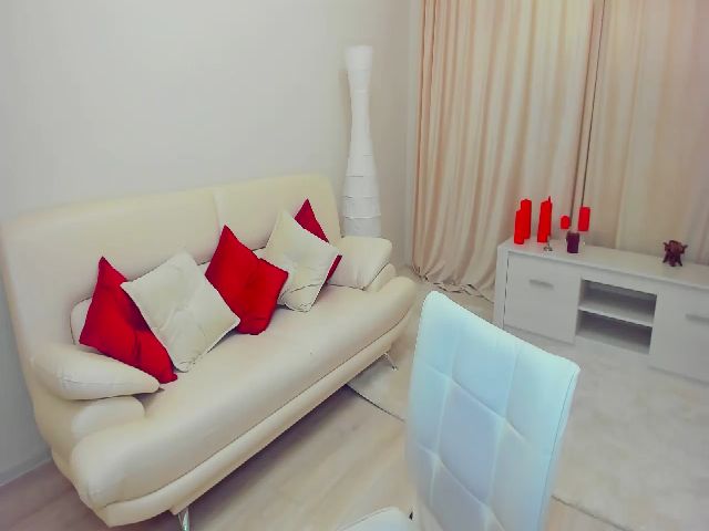 Live sex webcam photo for SunInEyess #270901363