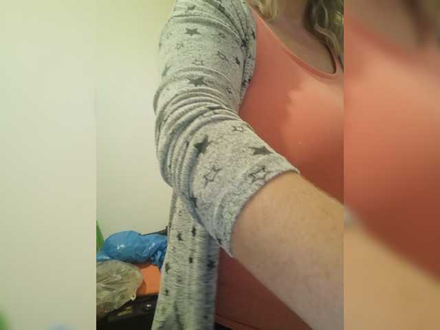 Live sex webcam photo for JennaDeluxe #288022502