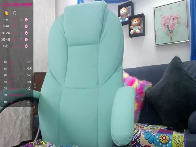 Live sex webcam photo for Lara_lx #270905804