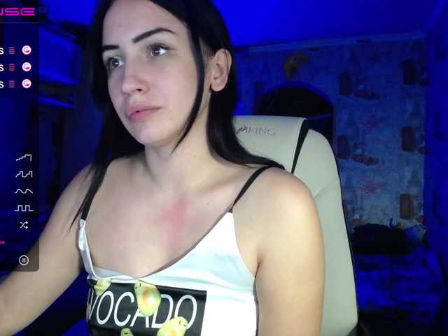 Live sex webcam photo for -Bombshell- #270903348