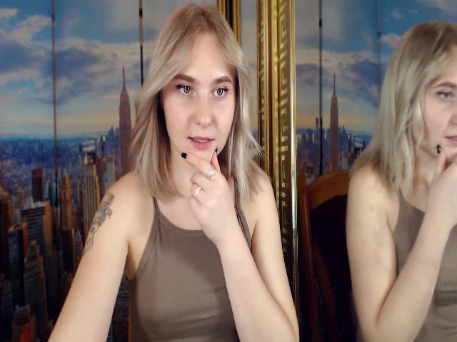 Live sex webcam photo for HannaLismont #270899034