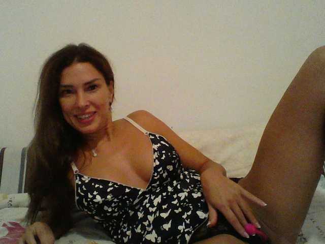 Live sex webcam photo for ErikaBird #287934000