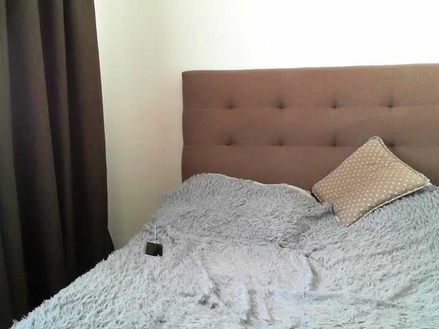 Live sex webcam photo for Innessa25 #270919944