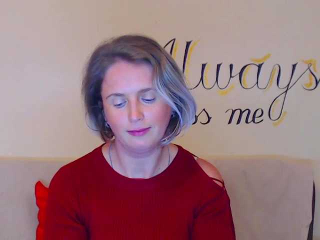 Live sex webcam photo for JosephineG #270919913