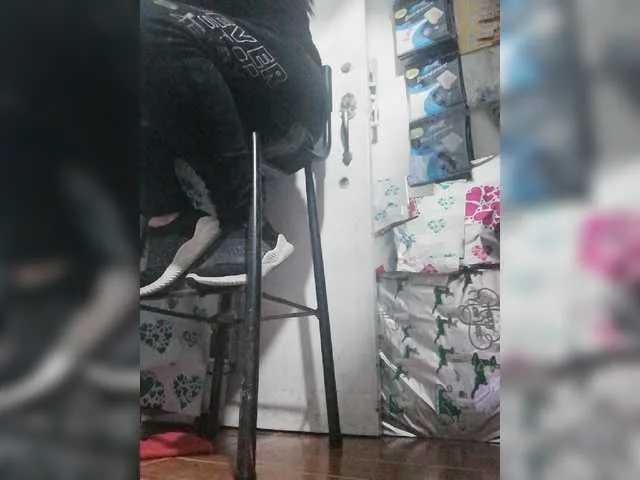 Live sex webcam photo for latinaamorosa #270911986