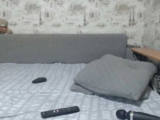 Live sex webcam photo for LunaRex #270924120