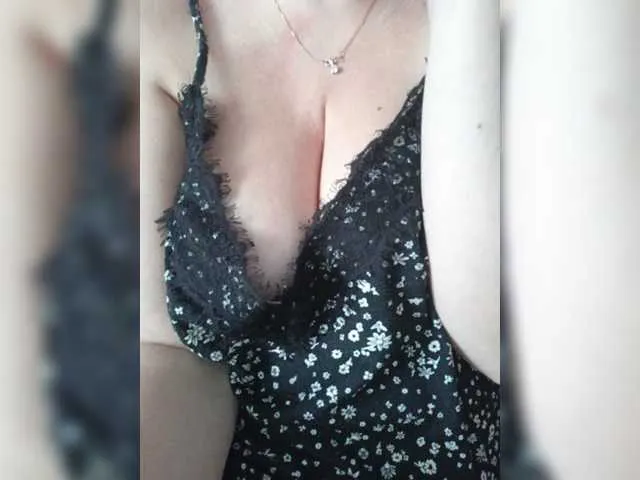 Live sex webcam photo for LeilaNightova #270919930