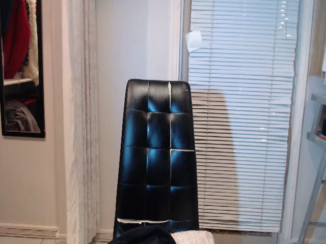 Live sex webcam photo for Africanbusty #270926259