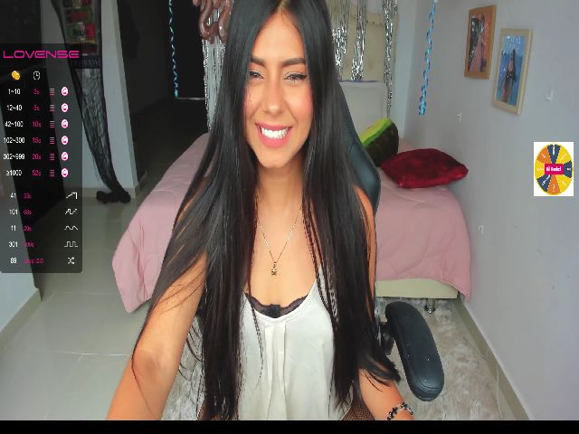Live sex webcam photo for Gypsy_sexy1 #270927148