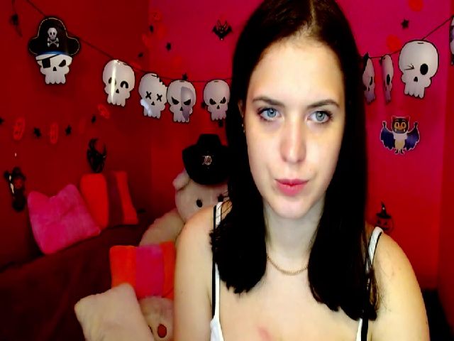 Live sex webcam photo for Antonia_W_ #270923348