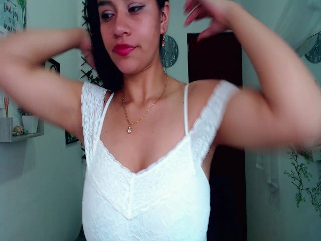 Live sex webcam photo for Lili_cutee #270927676