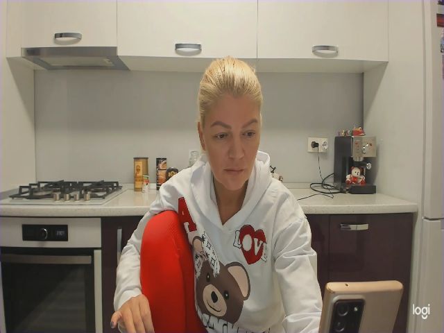 Live sex webcam photo for Angel_sex69 #270927718