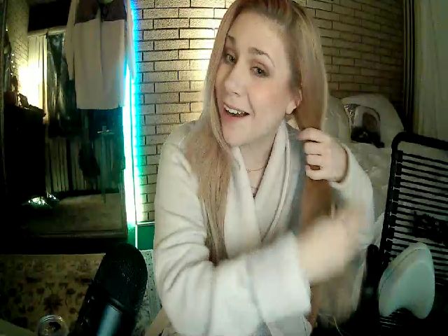 Live sex webcam photo for Sweetestlilly #270914211