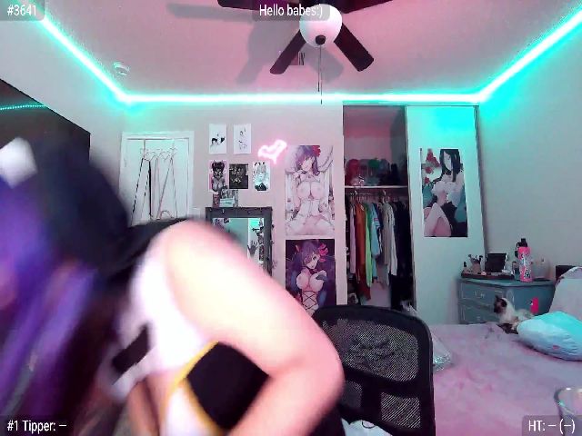 Live sex webcam photo for Sallylyn #270913102