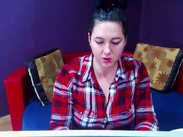 Live sex webcam photo for SlaveMeRubyX #270917791