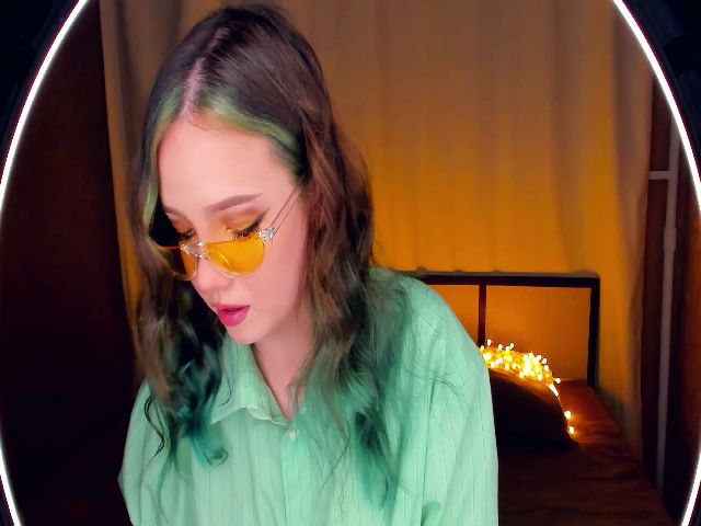 Live sex webcam photo for Sonya_blade9 #270922745