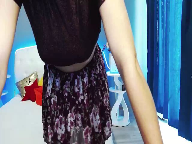 Live sex webcam photo for VictoriaJamy #270918584