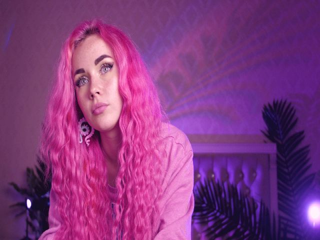 Live sex webcam photo for Sarah_Pink #270924057