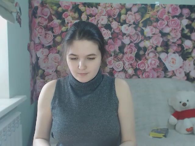 Live sex webcam photo for LiliBrendon #270917820