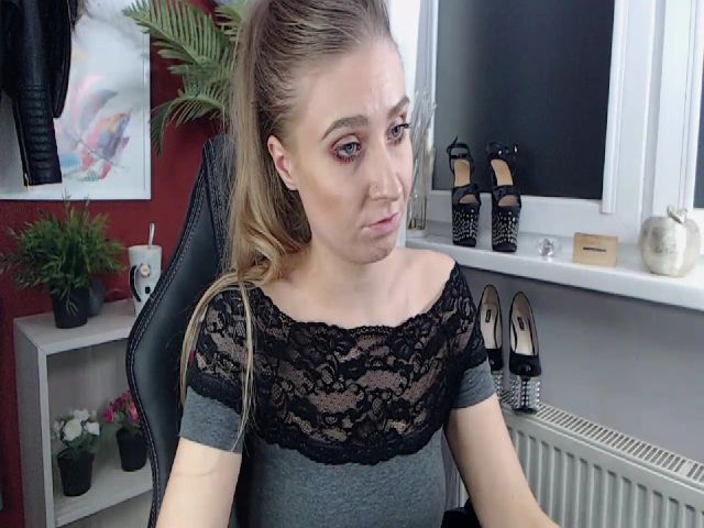 Live sex webcam photo for StarALENA #270926439