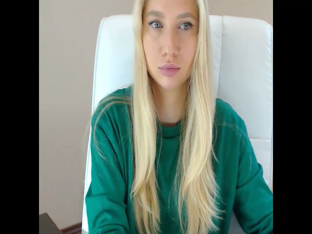 Live sex webcam photo for Miss_Sylvia #270918602