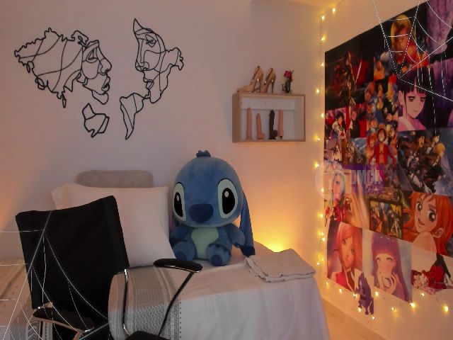 Live sex webcam photo for Angelin_cute #270927313