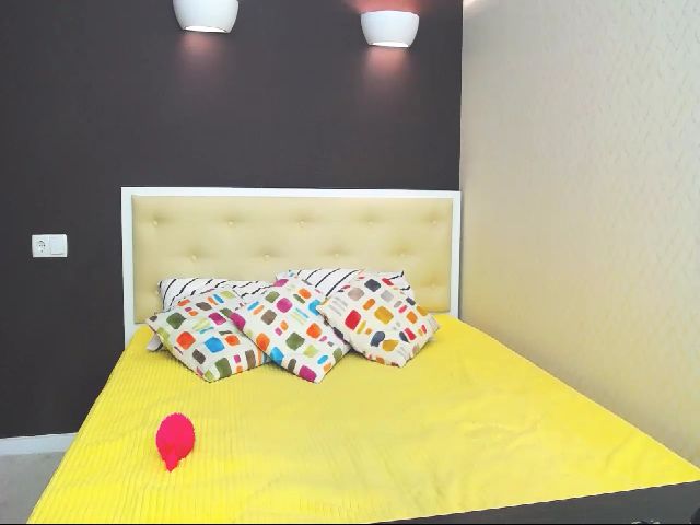 Live sex webcam photo for Myla_Clark #270913721