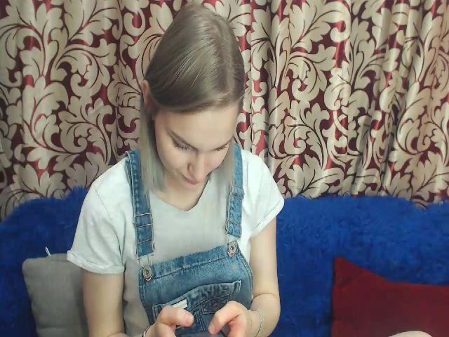 Live sex webcam photo for NoNameGirle #270913679