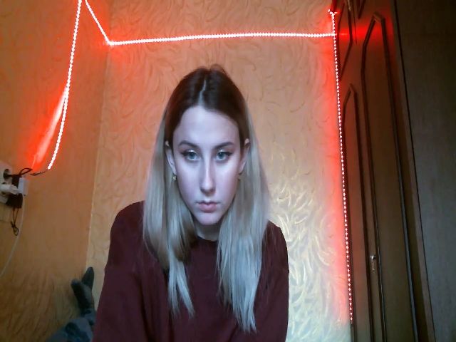 Live sex webcam photo for ModestBlonde #270921120