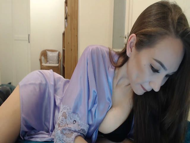 Live sex webcam photo for DarinaLOVE_ #270921497