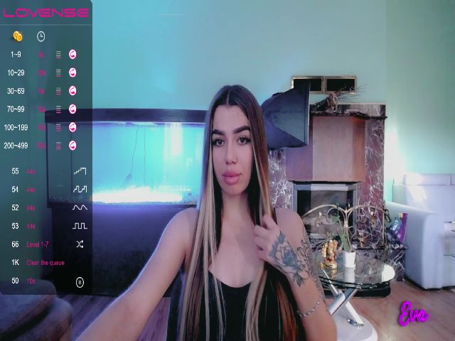 Live sex webcam photo for EsmiraLariyan #270921736