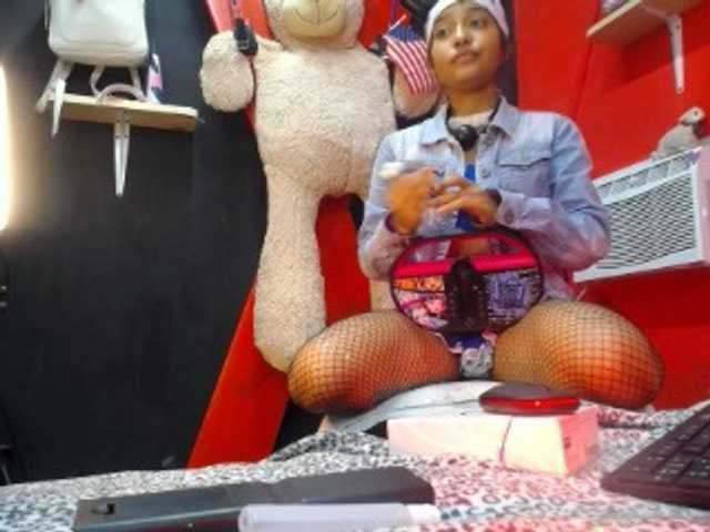 Live sex webcam photo for aodanis #270912684