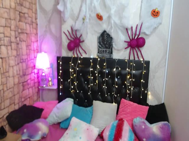 Live sex webcam photo for Kimmy_banks #270913777