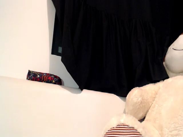 Live sex webcam photo for mayhott2 #287888253