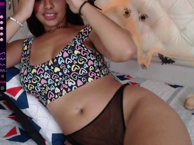 Live sex webcam photo for samantacherry #270924763