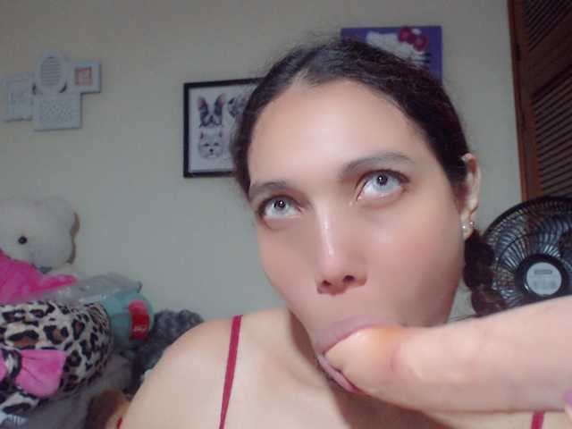 Live sex webcam photo for abby-camstar #270920251